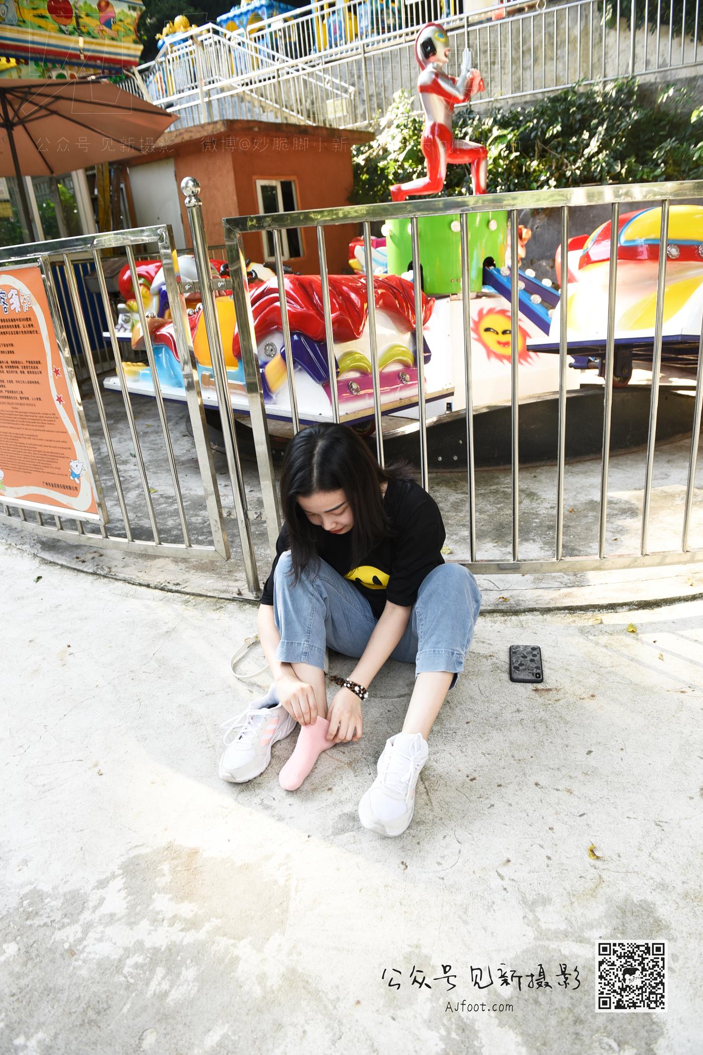 图片[52]-[见新摄影]NO.013 大学护理美女户外牛仔裤棉袜[63P] – 速更版-美库