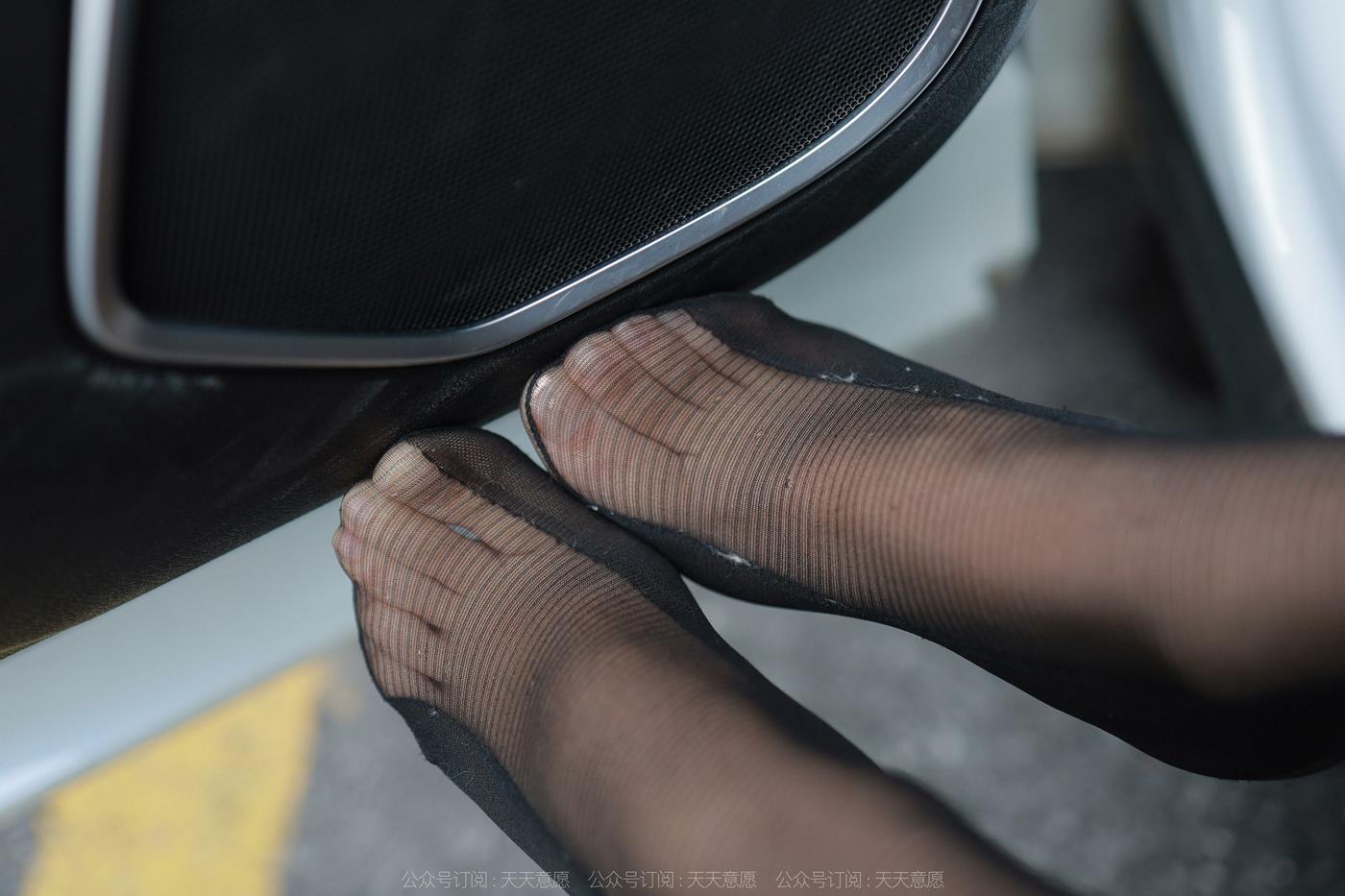 图片[33]-[IESS异思趣向] 2022.05.23 丝享家1096：婉萍《黑丝女司机》[83P] – 速更版-美库