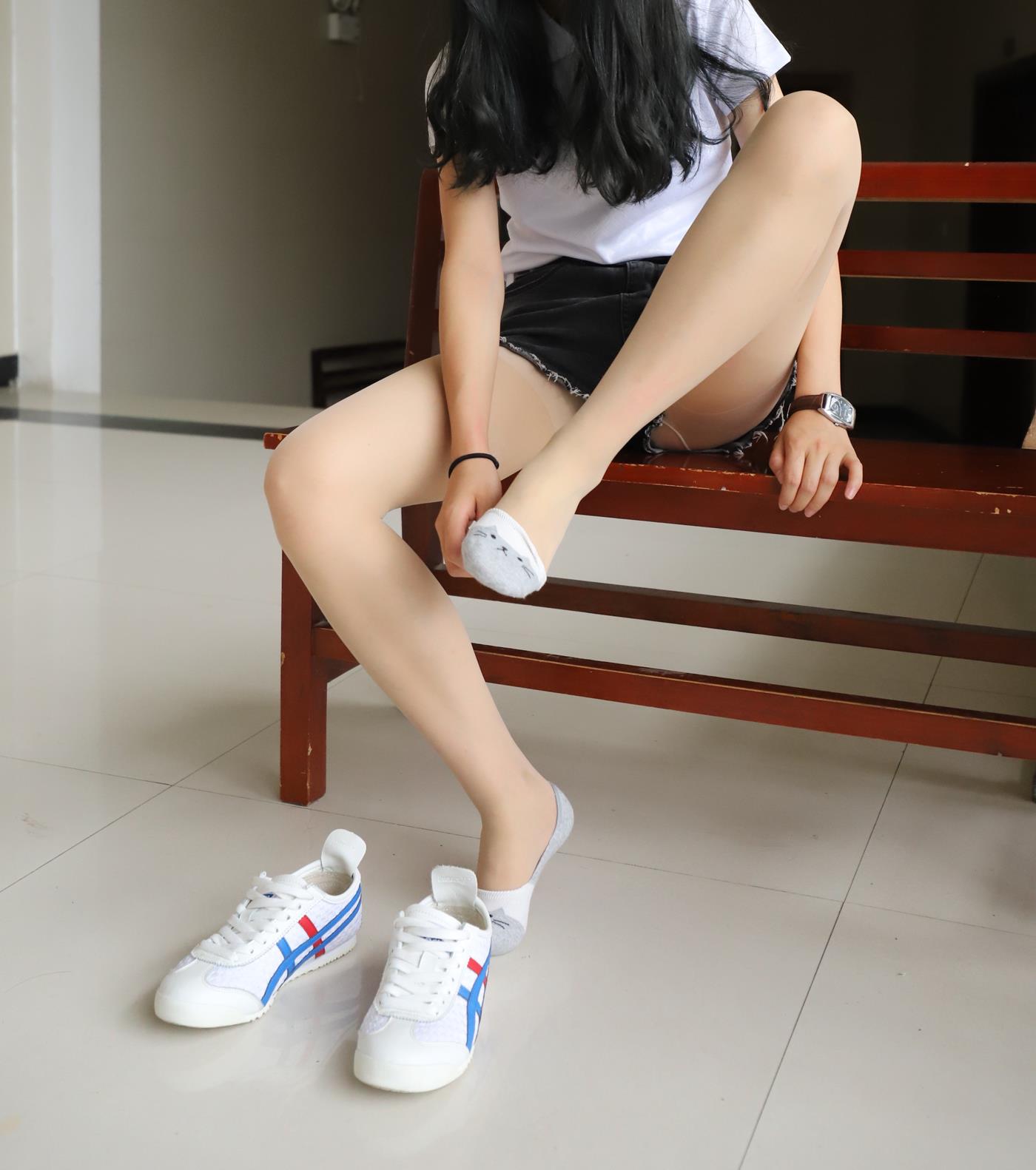 图片[34]-大西瓜爱牙膏-2019 9X活动 模特3（三） 热裤白鞋肉丝[71P] – 速更版-美库