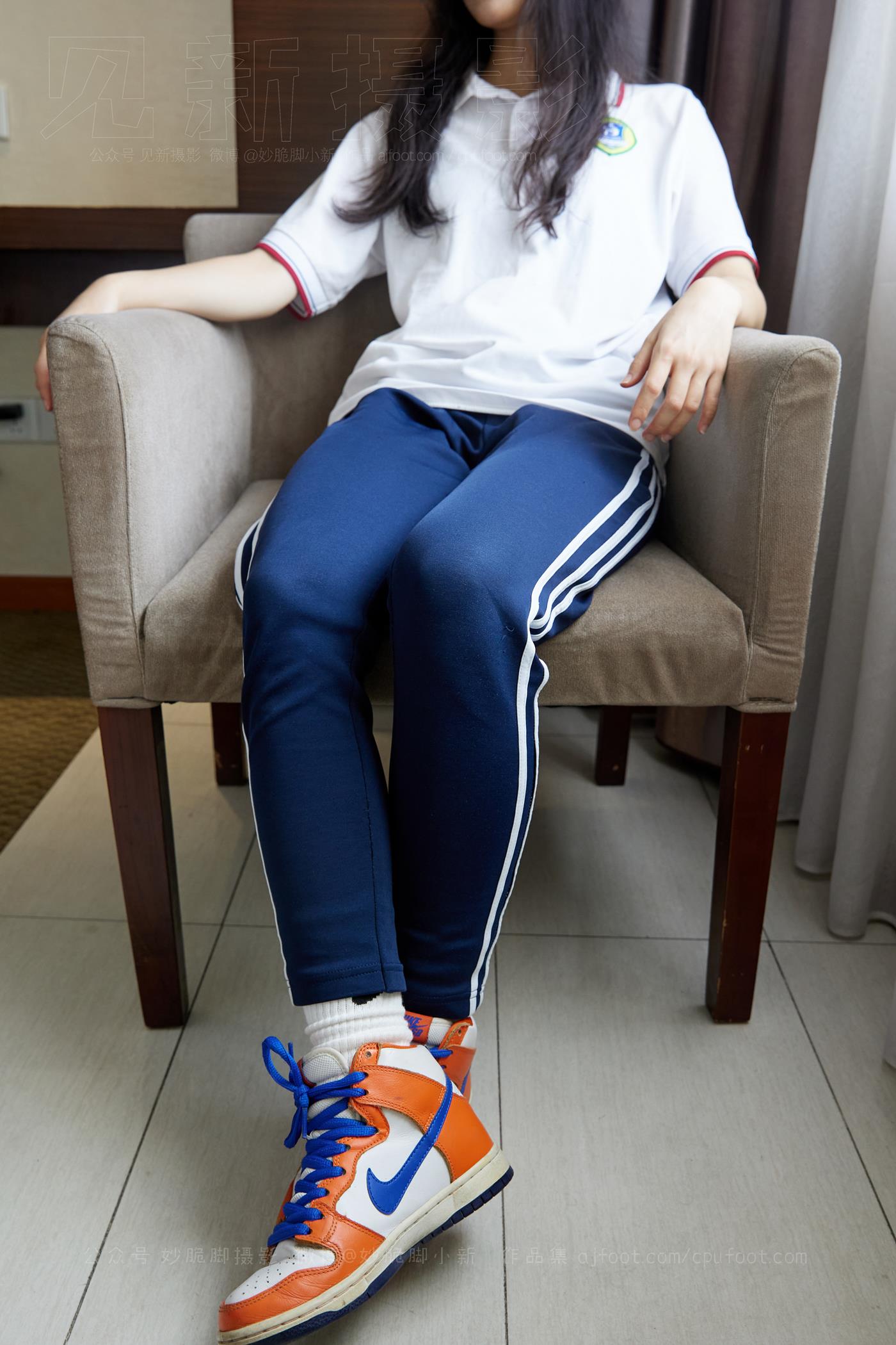 图片[23]-[见新摄影]NO.015 清纯甜美校园风《多想回到那个夏天》[51P] – 速更版-美库