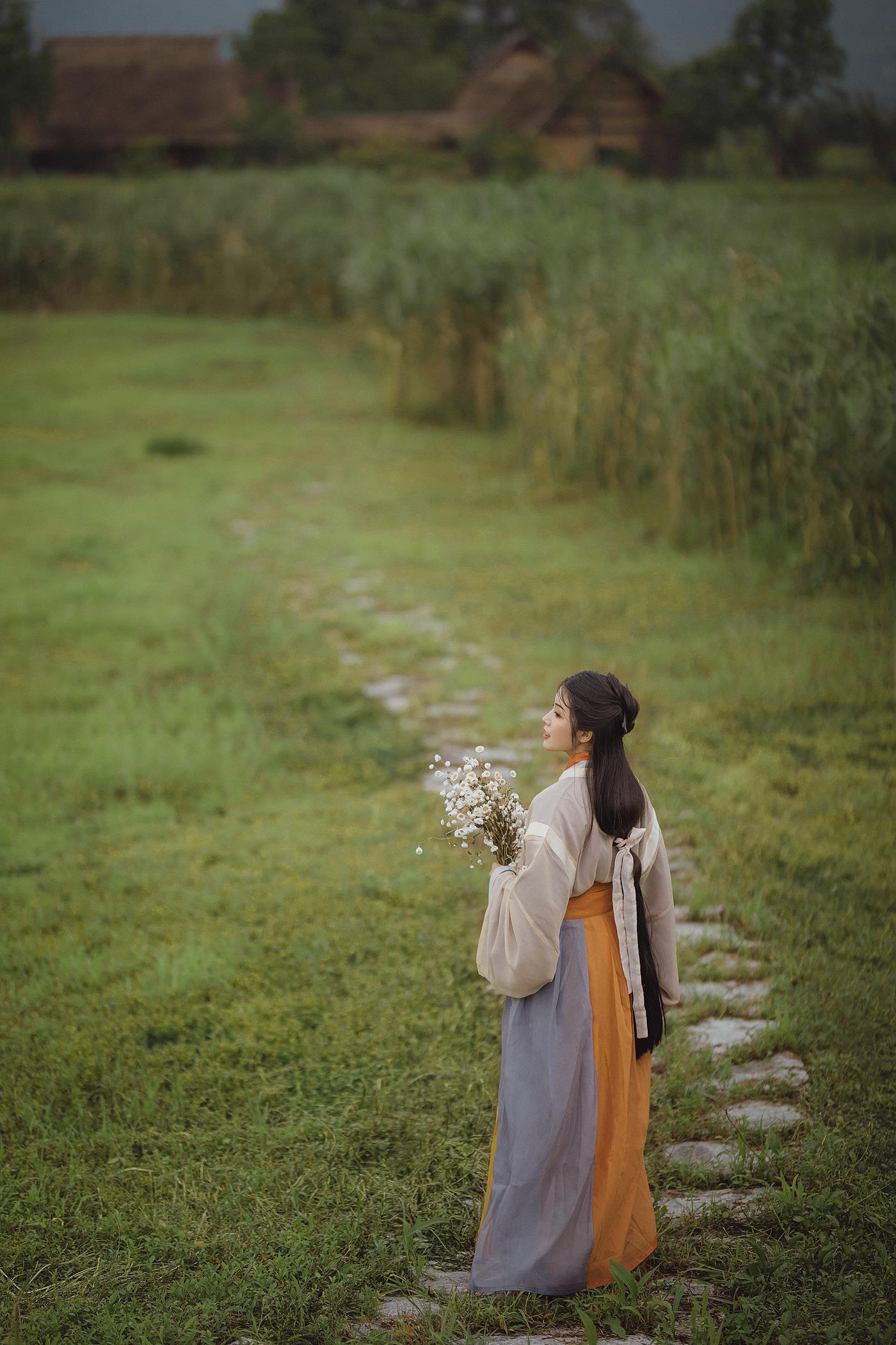 图片[17]-[YITUYU艺图语] 2022.01.14 野有蔓草 陶然 [22P] – 速更版-美库