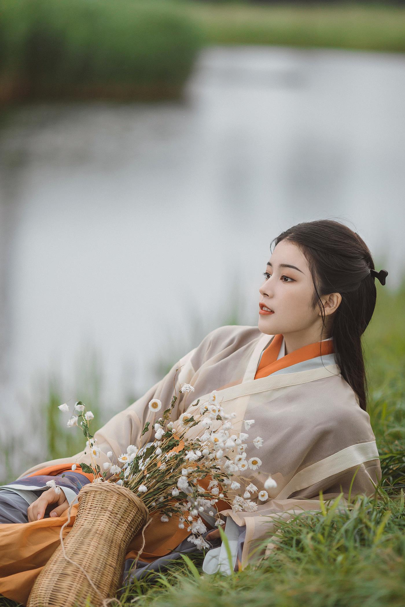 图片[18]-[YITUYU艺图语] 2022.01.14 野有蔓草 陶然 [22P] – 速更版-美库