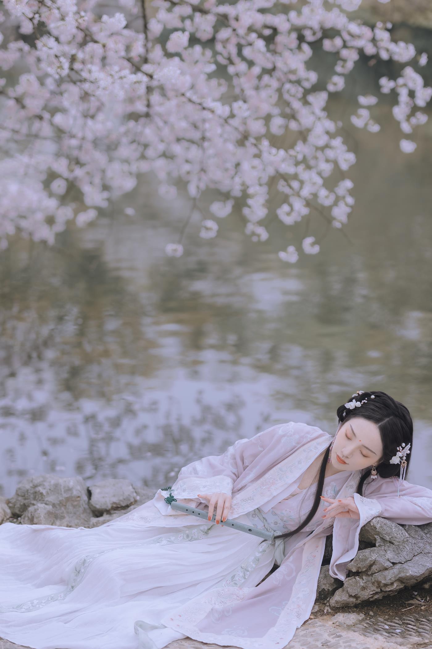 图片[21]-[YITUYU艺图语] 2022.01.14 樱花落 Joyceee [26P] – 速更版-美库