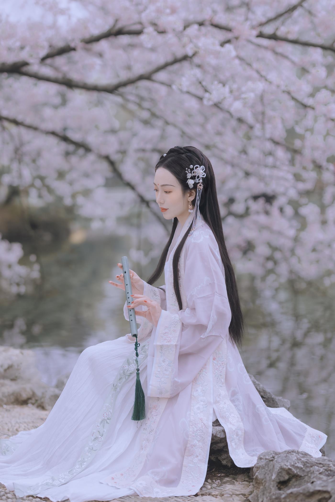 图片[27]-[YITUYU艺图语] 2022.01.14 樱花落 Joyceee [26P] – 速更版-美库