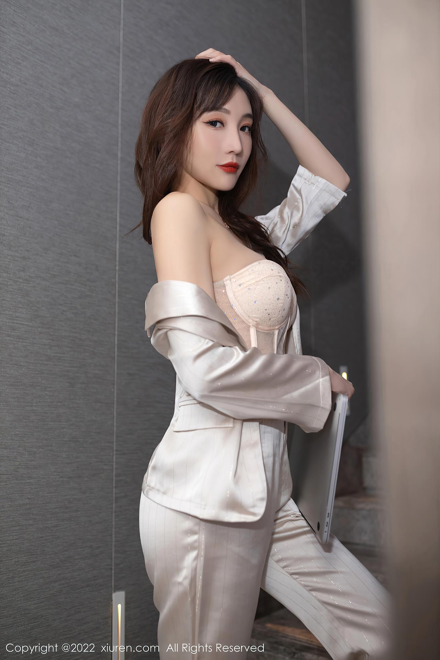 图片[11]-[Xiuren秀人网]2022.09.15 NO.5594 陆萱萱[66+1P] – 速更版-美库