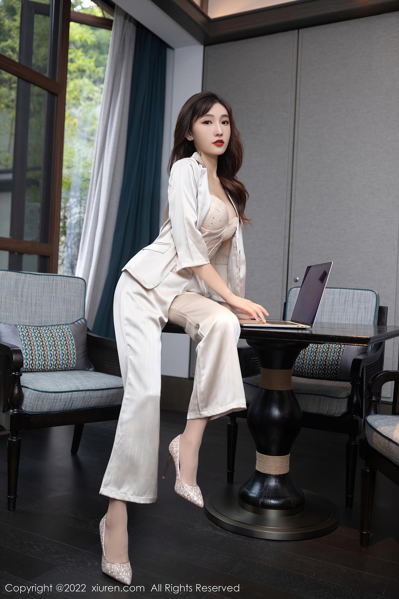 图片[66]-[Xiuren秀人网]2022.09.15 NO.5594 陆萱萱[66+1P] – 速更版-美库