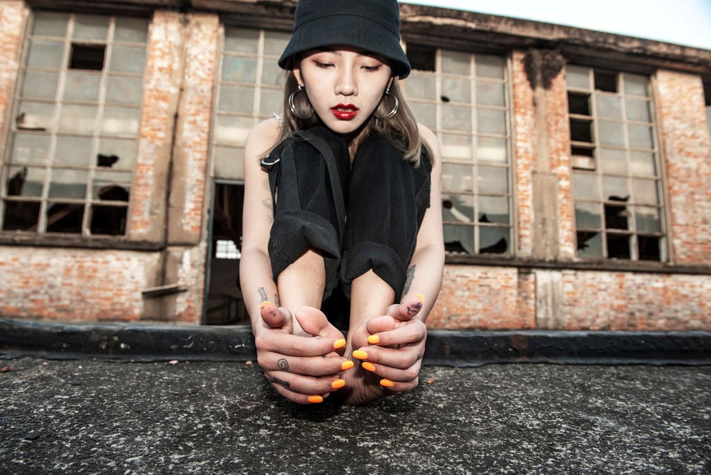 图片[327]-[见新摄影]NO.018 废旧厂房人像拍摄技巧｜轩轩 2019摄影[335P] – 速更版-美库