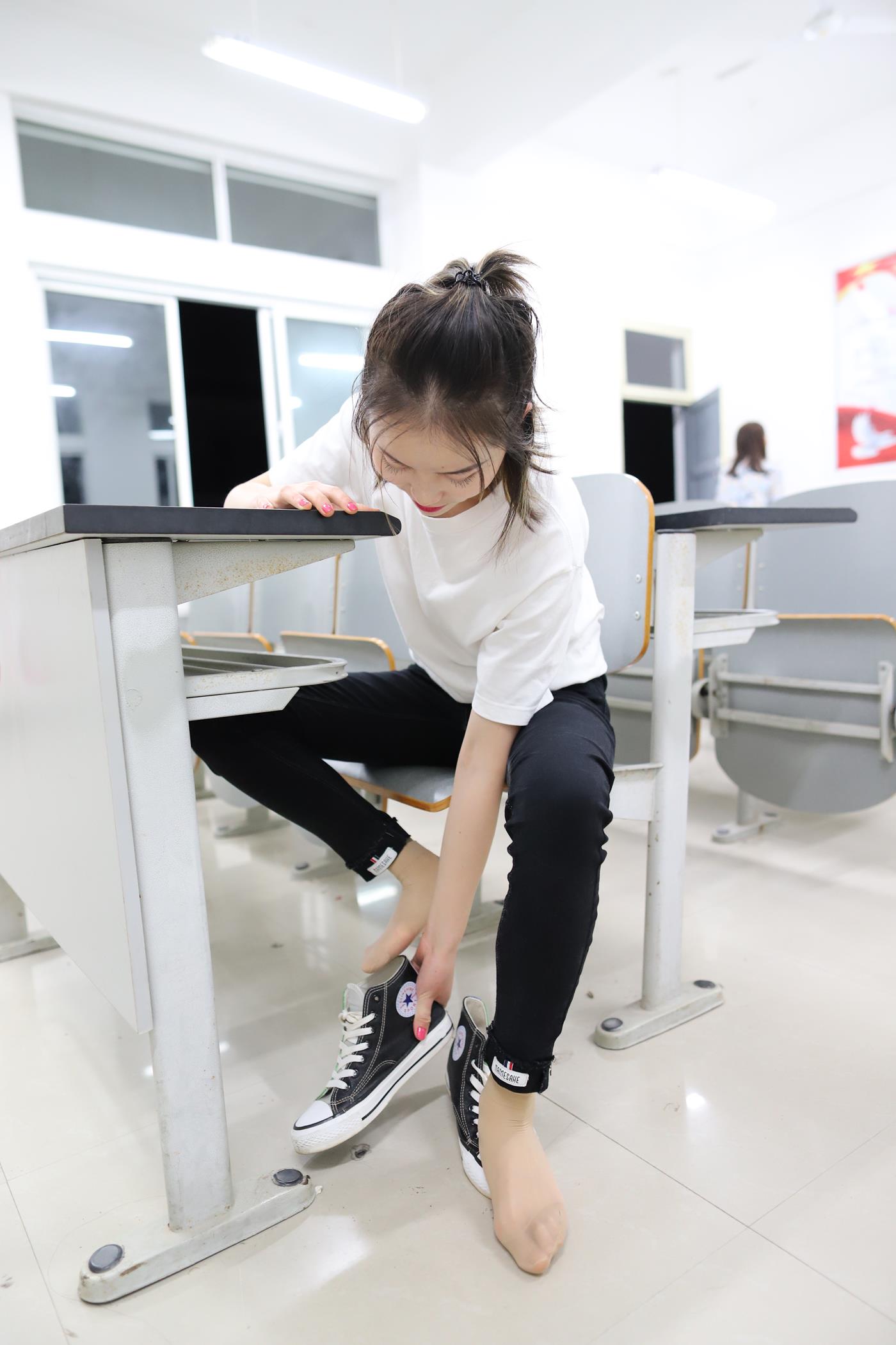 图片[28]-大西瓜爱牙膏-2019 9月活动 模特1（一） 牛仔裤里丝 (2) [60P] – 速更版-美库