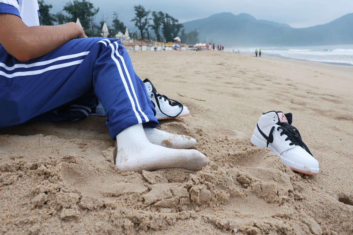 图片[73]-[见新摄影]NO.019 世界上最甜美的沙滩校园风，连海风都是甜的[252P] – 速更版-美库