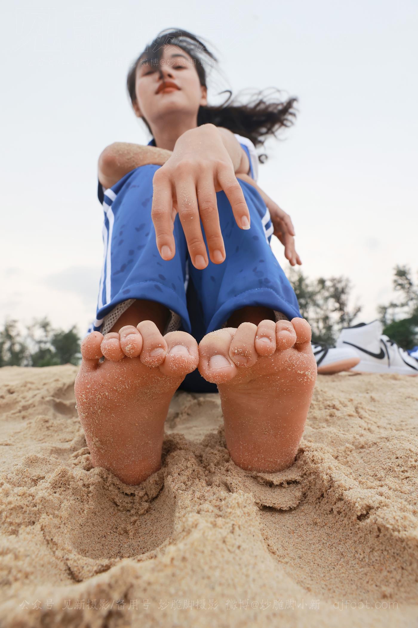 图片[104]-[见新摄影]NO.019 世界上最甜美的沙滩校园风，连海风都是甜的[252P] – 速更版-美库