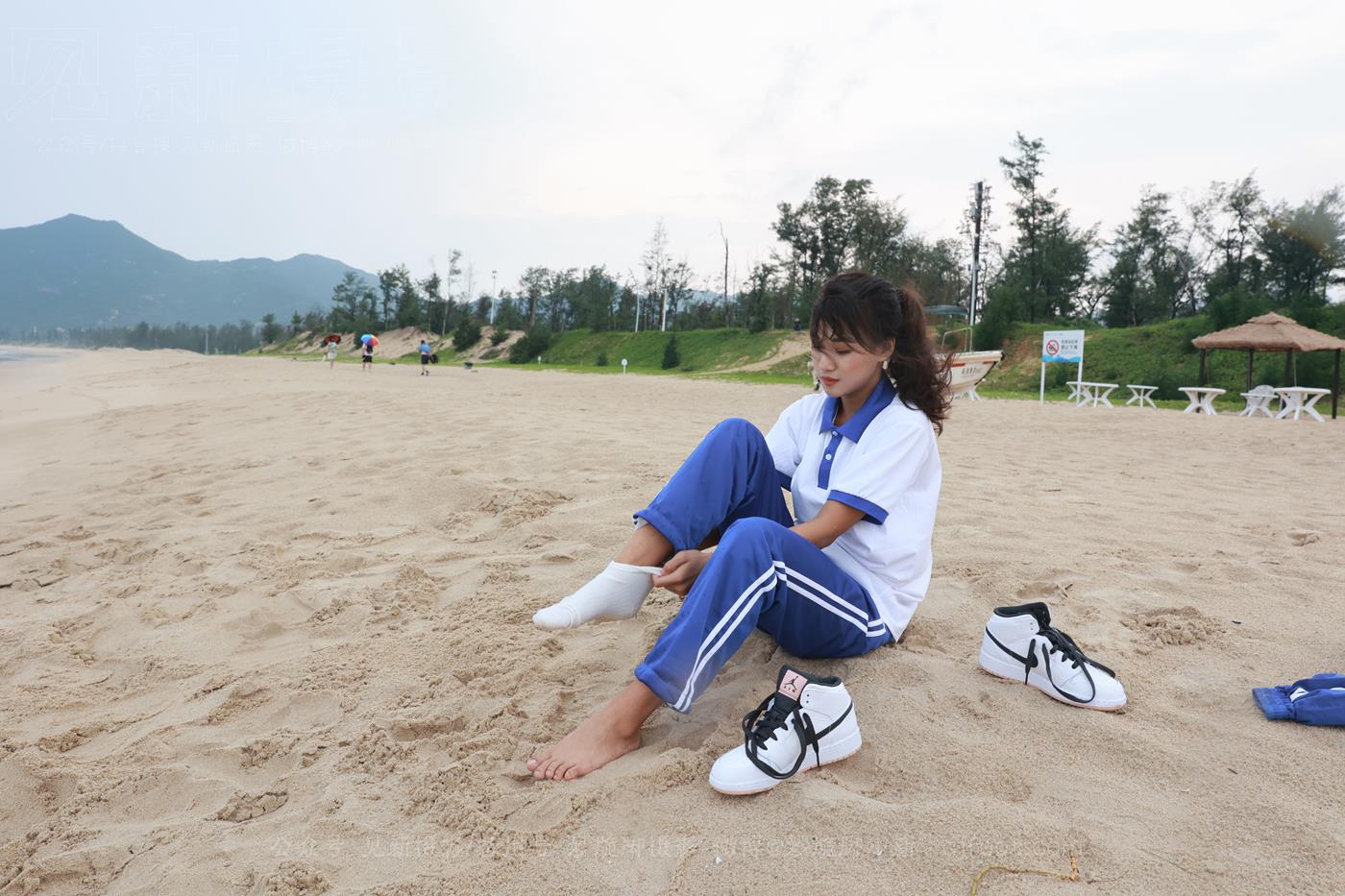 图片[125]-[见新摄影]NO.019 世界上最甜美的沙滩校园风，连海风都是甜的[252P] – 速更版-美库
