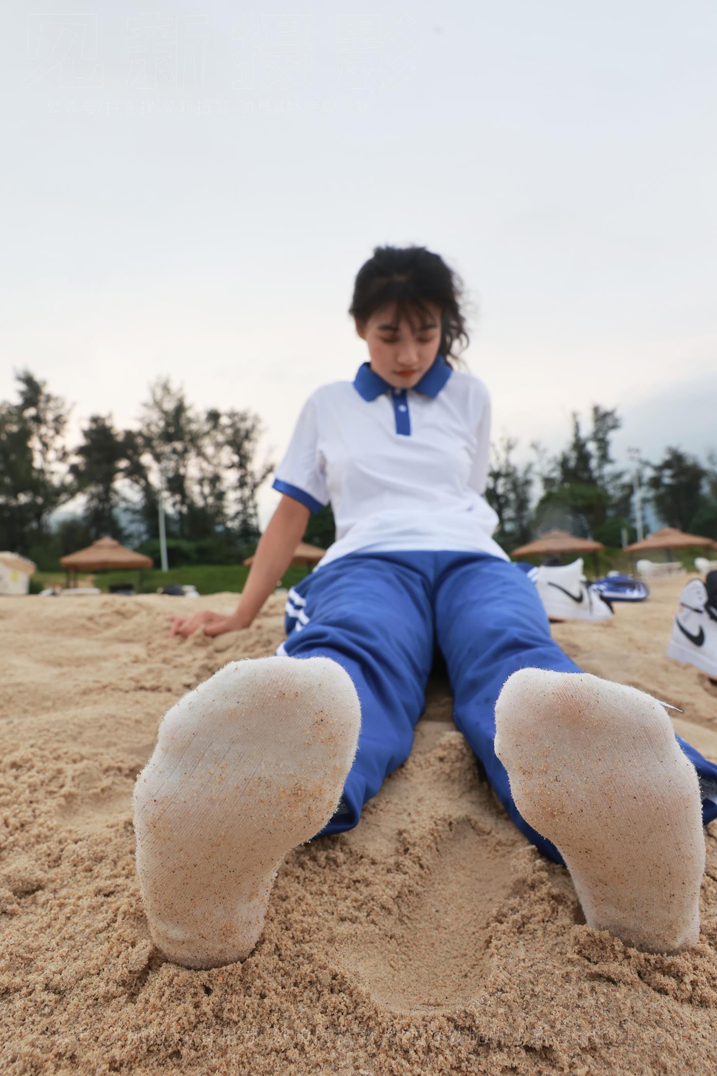 图片[136]-[见新摄影]NO.019 世界上最甜美的沙滩校园风，连海风都是甜的[252P] – 速更版-美库