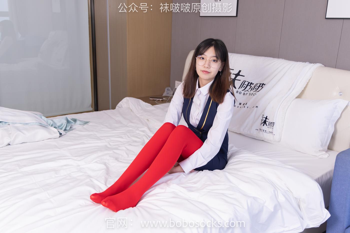 图片[101]-[BoBoSocks袜啵啵]NO.132 小甜豆-aj1板鞋、蓝色短靴、厚黑丝、厚红丝[145P] – 速更版-美库