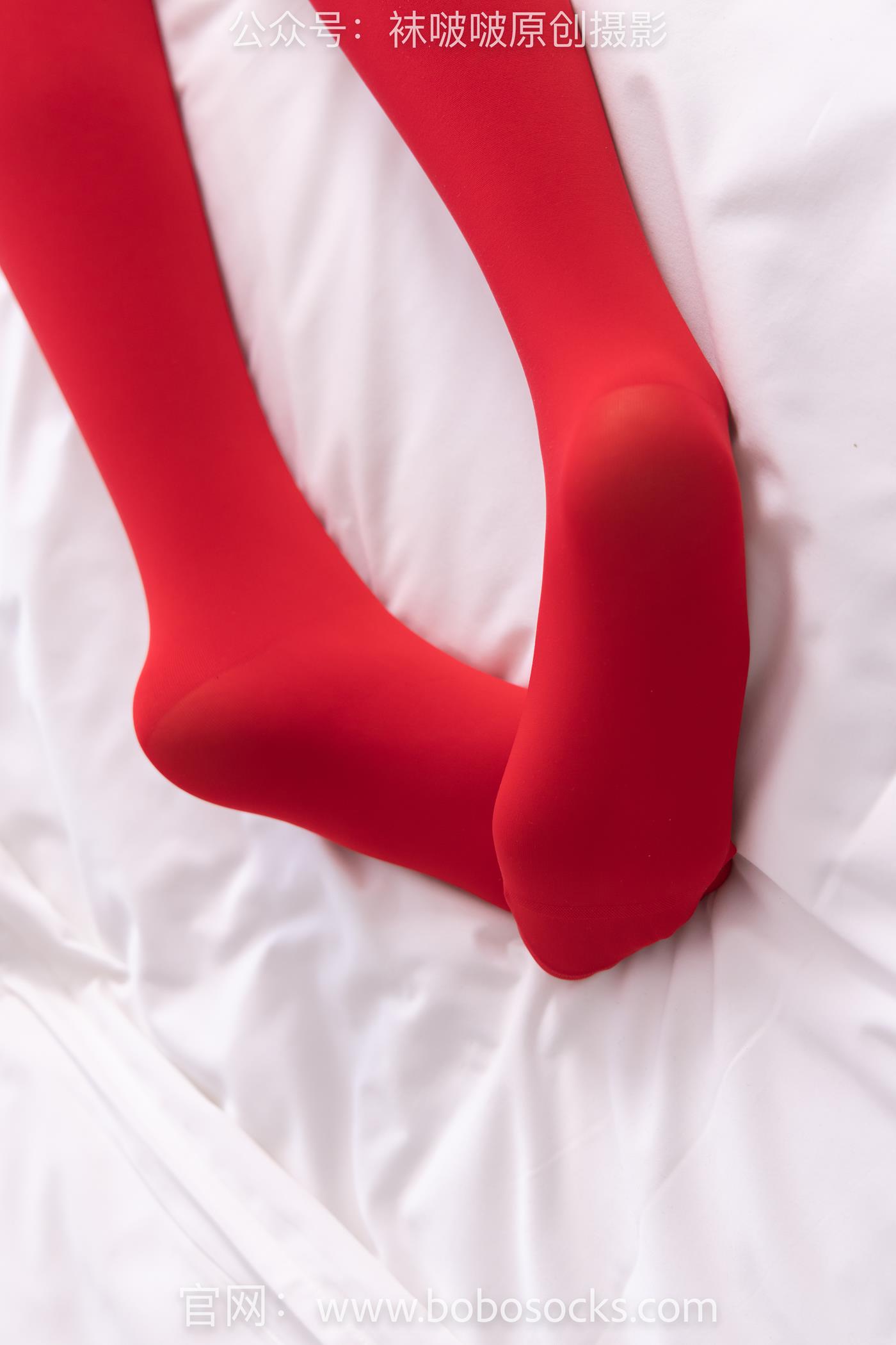 图片[132]-[BoBoSocks袜啵啵]NO.132 小甜豆-aj1板鞋、蓝色短靴、厚黑丝、厚红丝[145P] – 速更版-美库