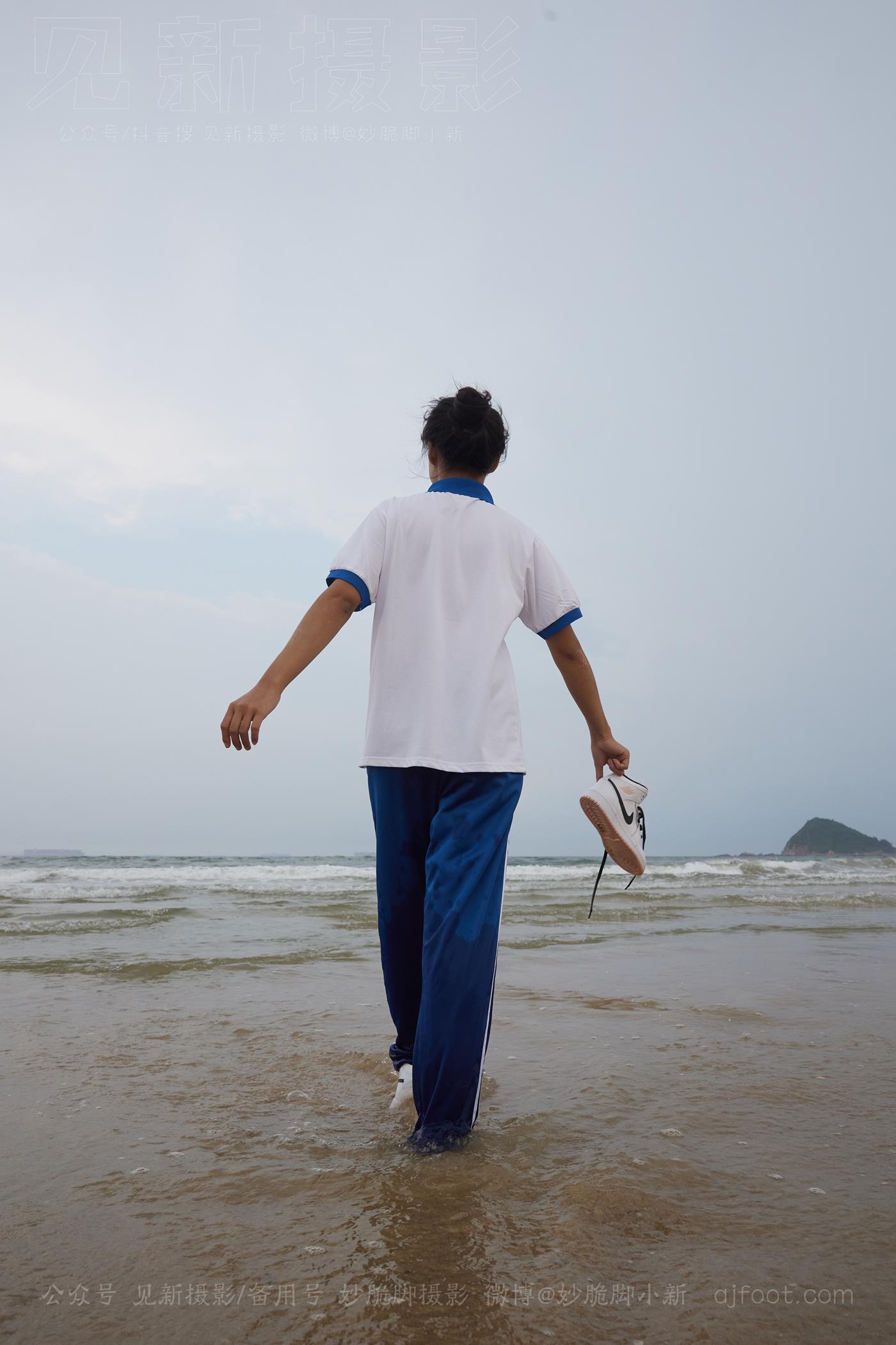 图片[201]-[见新摄影]NO.019 世界上最甜美的沙滩校园风，连海风都是甜的[252P] – 速更版-美库