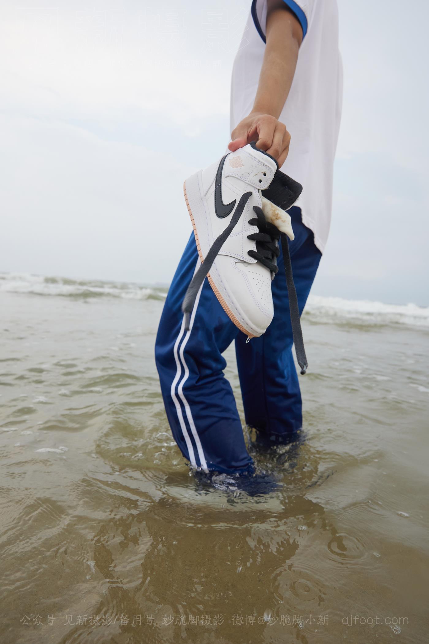 图片[215]-[见新摄影]NO.019 世界上最甜美的沙滩校园风，连海风都是甜的[252P] – 速更版-美库