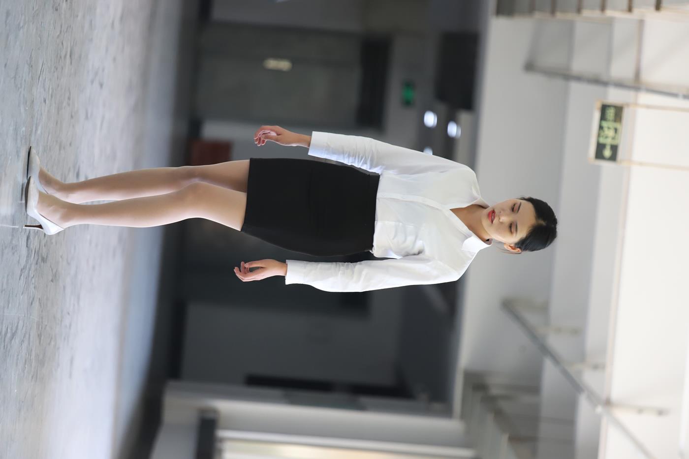 图片[23]-大西瓜爱牙膏-2019 9月活动 模特2（二） 高跟制服OL (2) [91P] – 速更版-美库