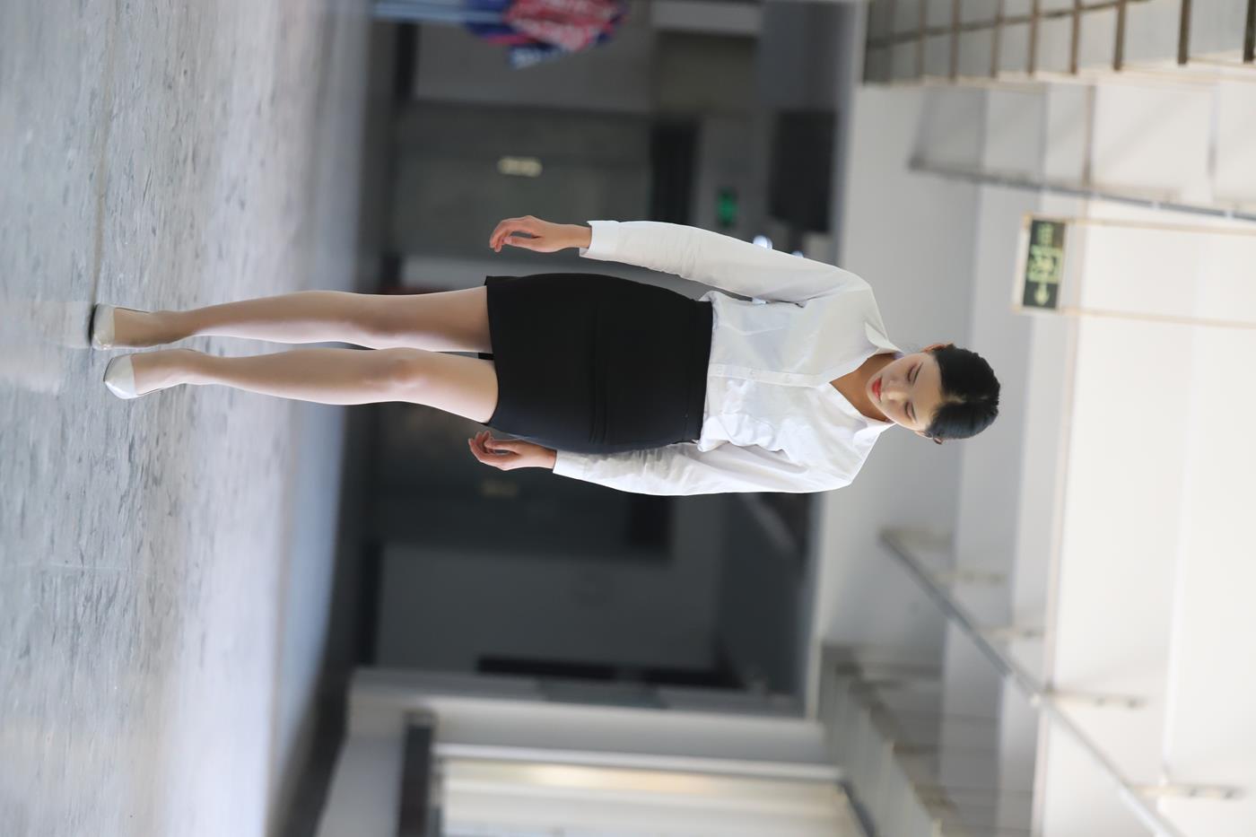 图片[24]-大西瓜爱牙膏-2019 9月活动 模特2（二） 高跟制服OL (2) [91P] – 速更版-美库