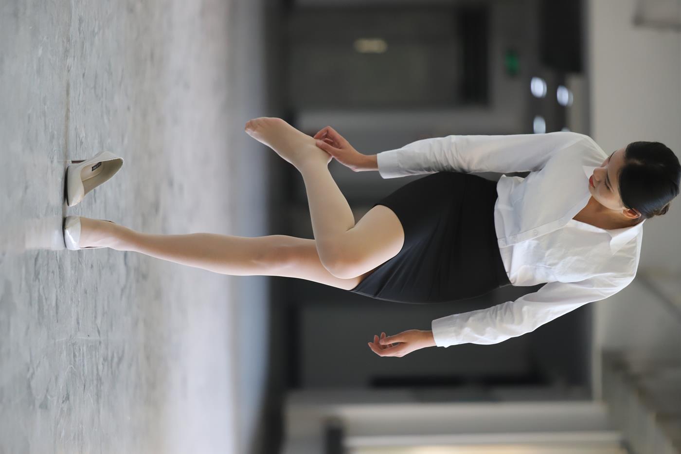 图片[32]-大西瓜爱牙膏-2019 9月活动 模特2（二） 高跟制服OL (2) [91P] – 速更版-美库