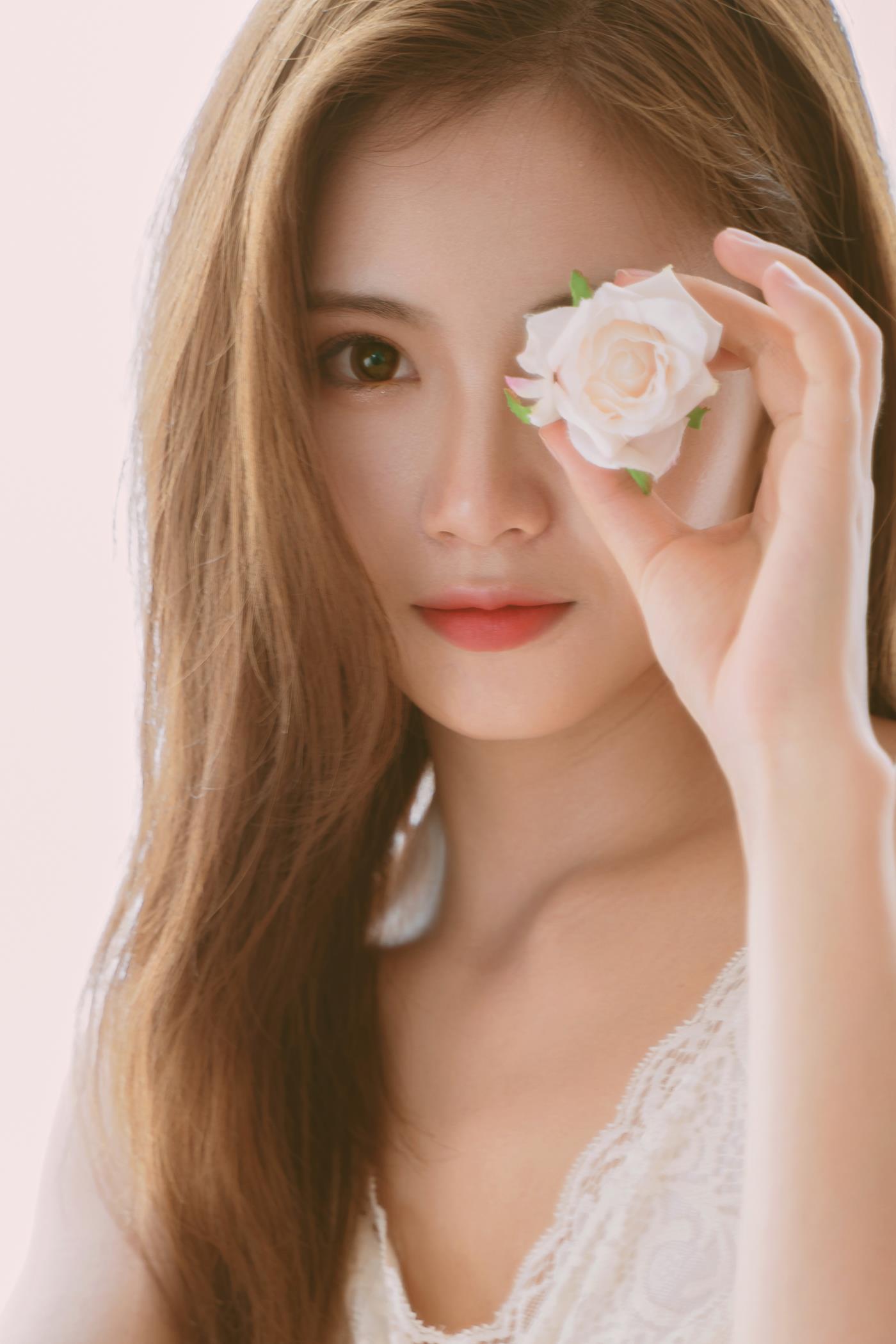 图片[21]-[YITUYU艺图语] 2021.11.08 白裙少女 素素 [25P] – 速更版-美库