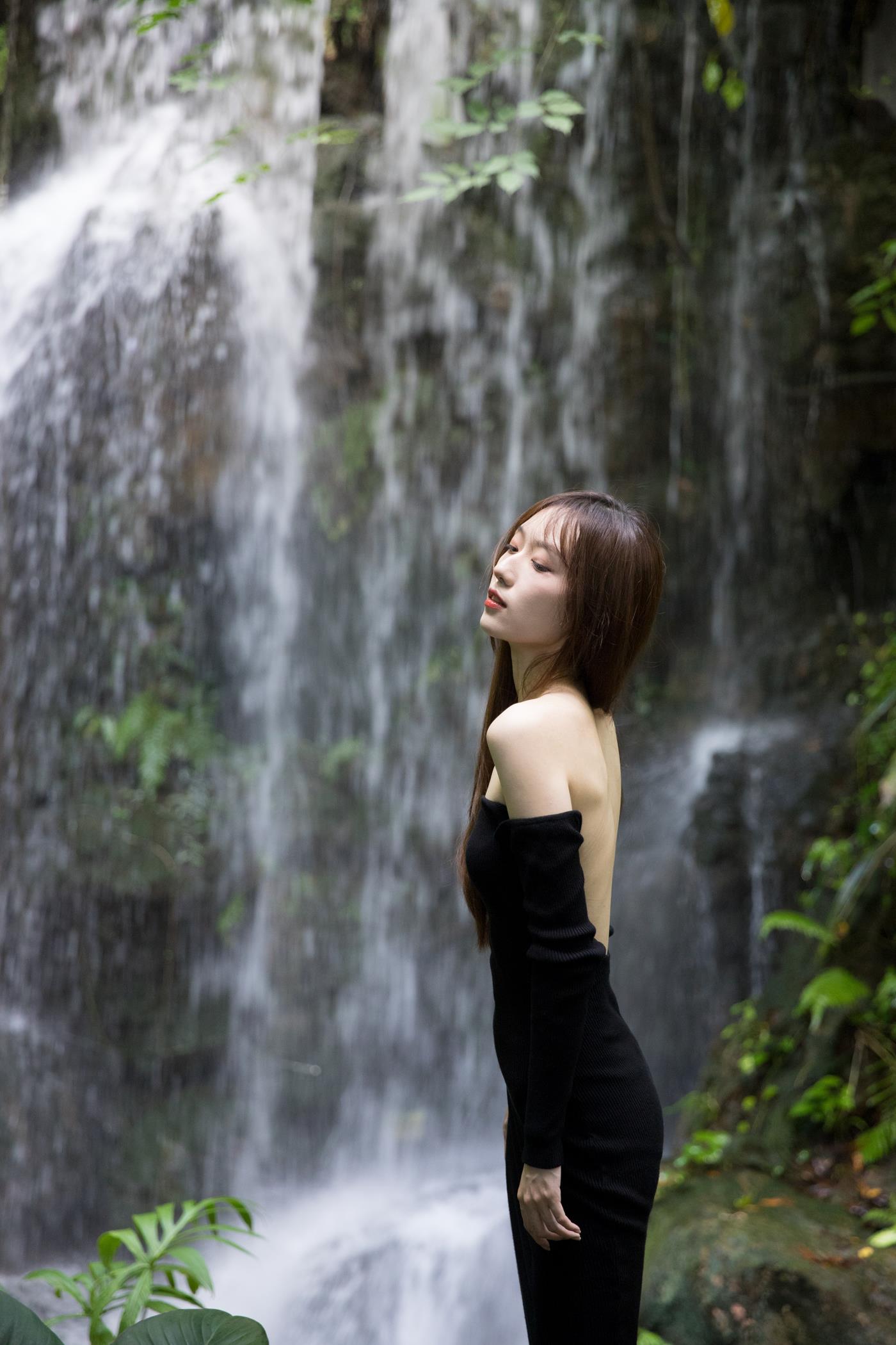 图片[21]-[YITUYU艺图语] 2021.11.08 白月光 KK [24P] – 速更版-美库