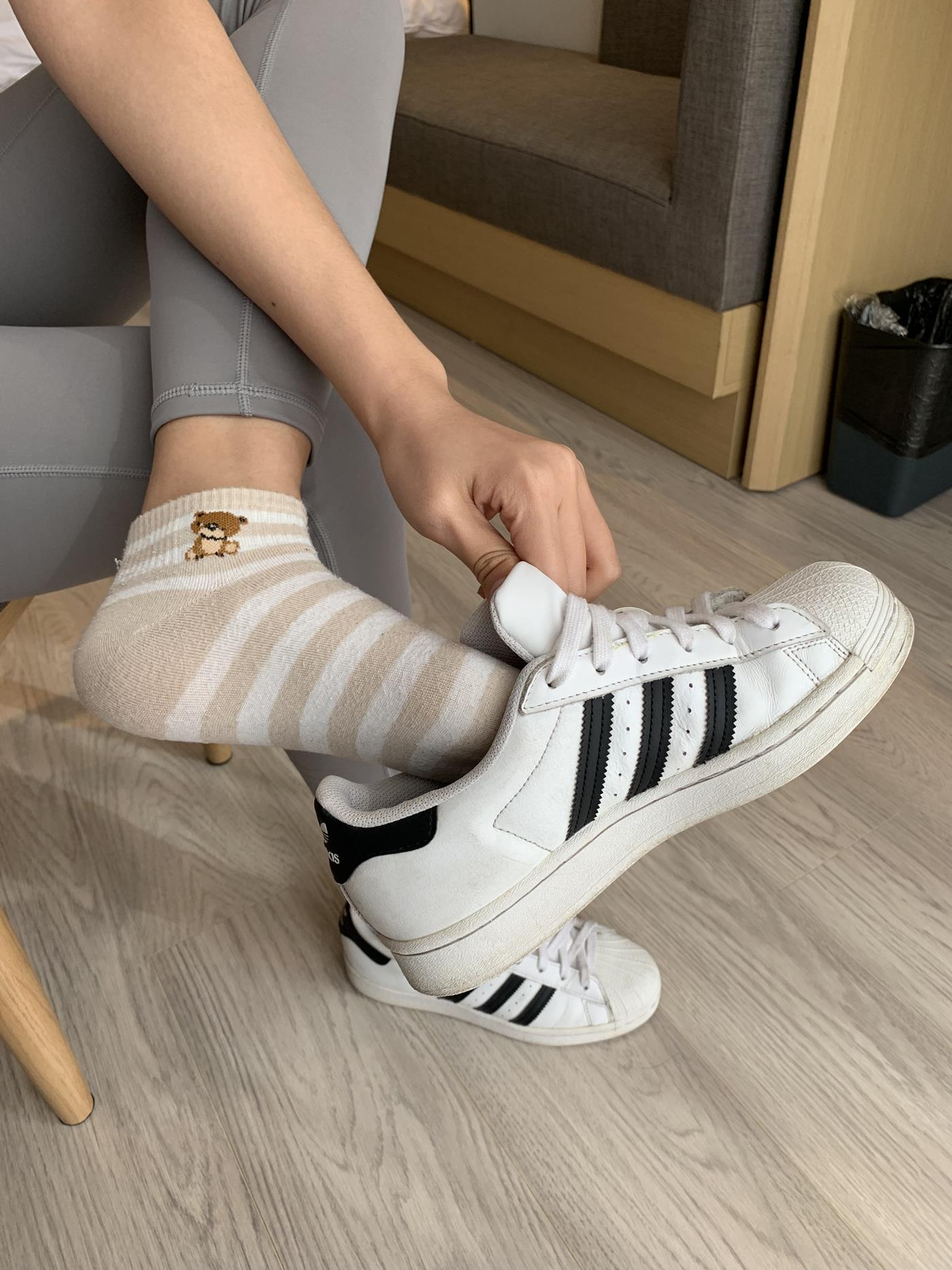 图片[25]-[誉铭传媒]袜足摄影 2022年《4月整合福利》[92P] – 速更版-美库