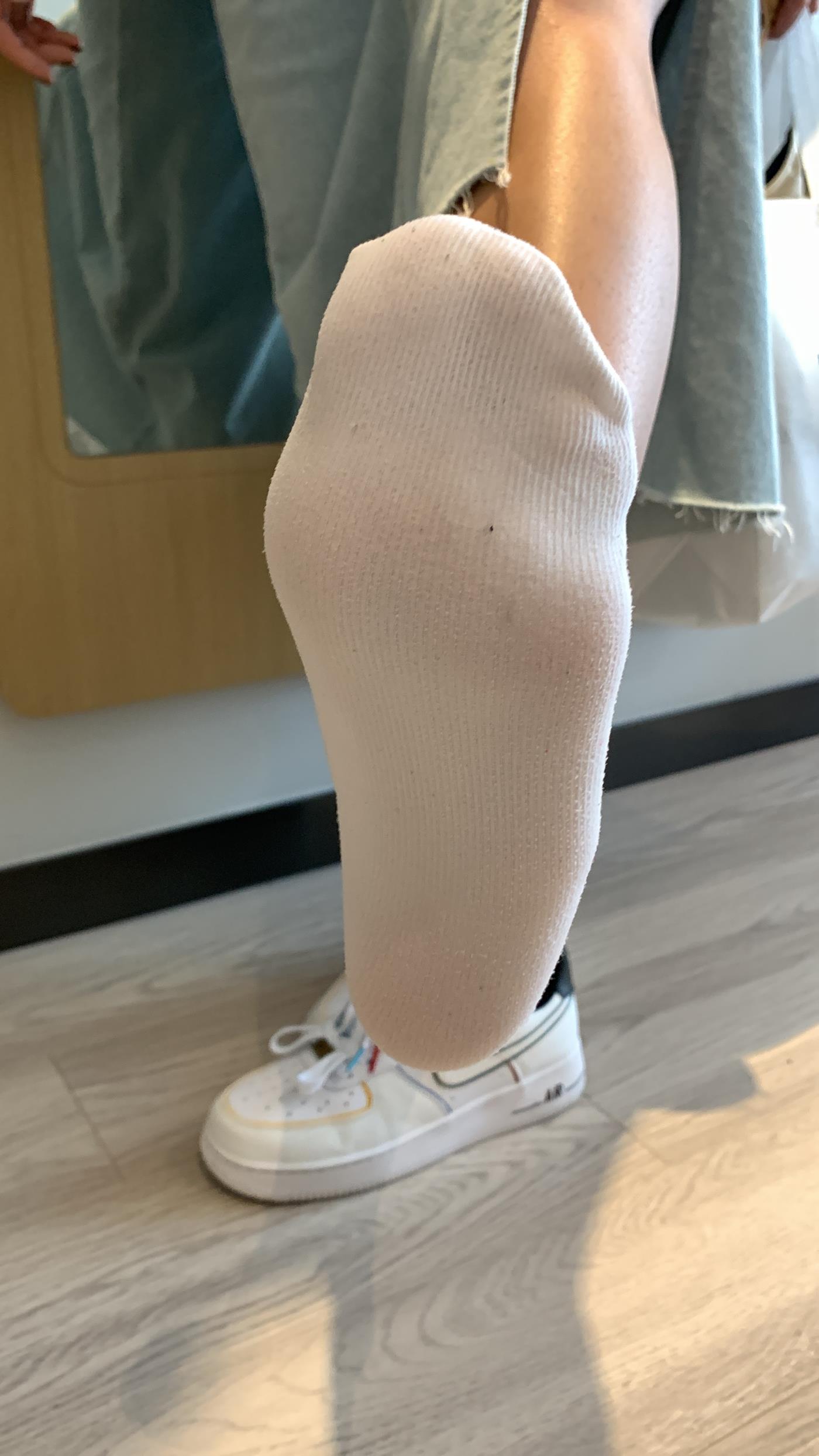 图片[71]-[誉铭传媒]袜足摄影 2022年《4月整合福利》[92P] – 速更版-美库