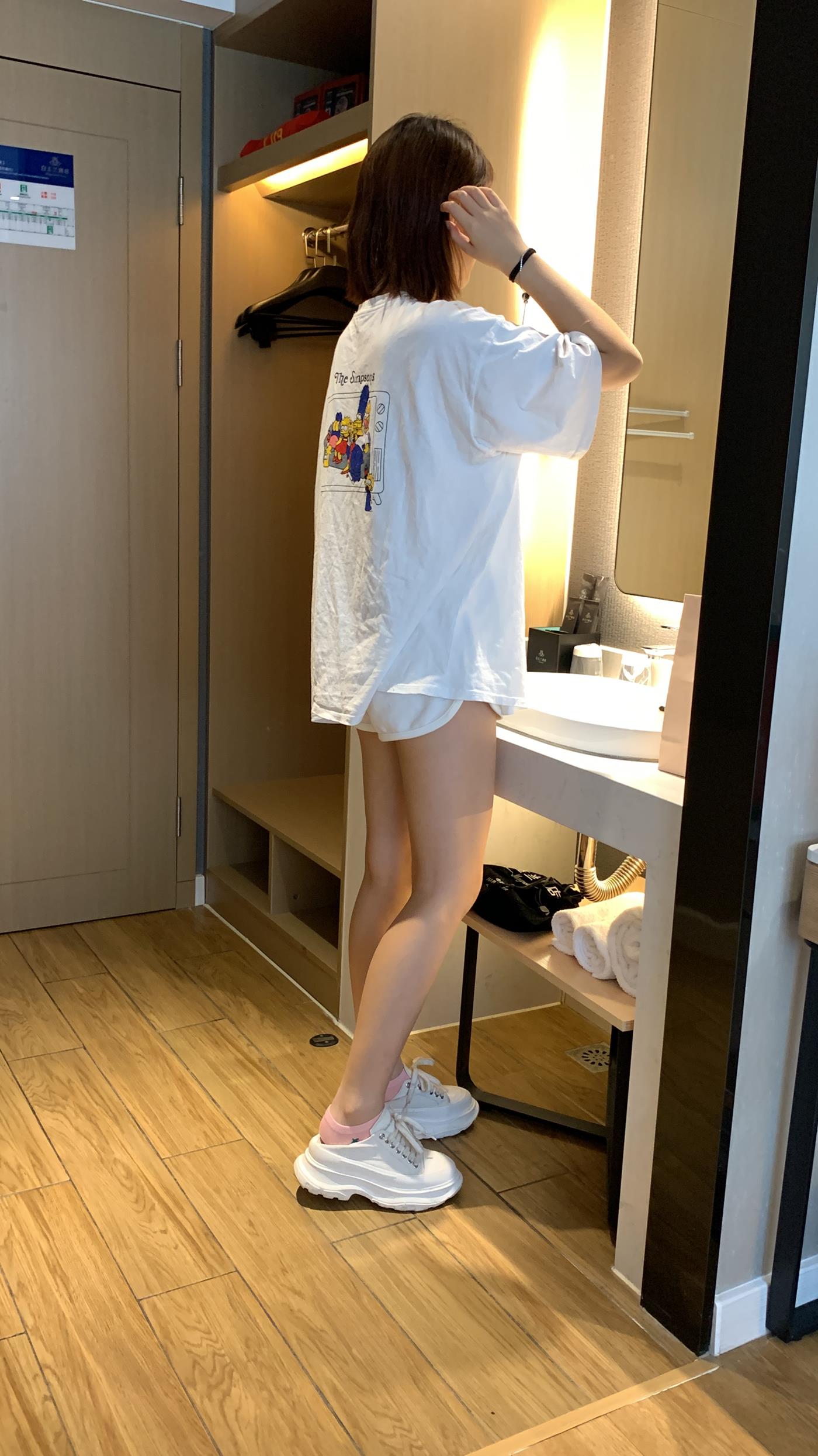 图片[90]-[誉铭传媒]袜足摄影 2022年《4月整合福利》[92P] – 速更版-美库