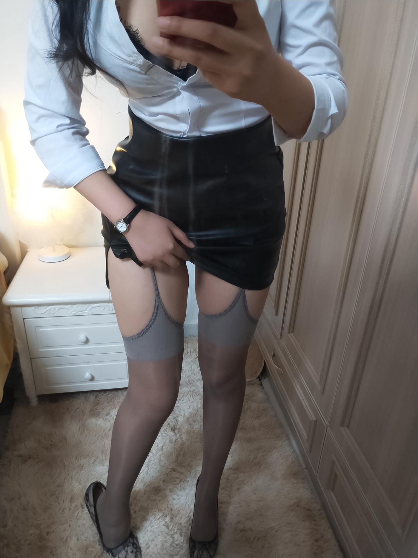 图片[16]-轩萧学姐  灰丝吊带OL [19P] – 速更版-美库