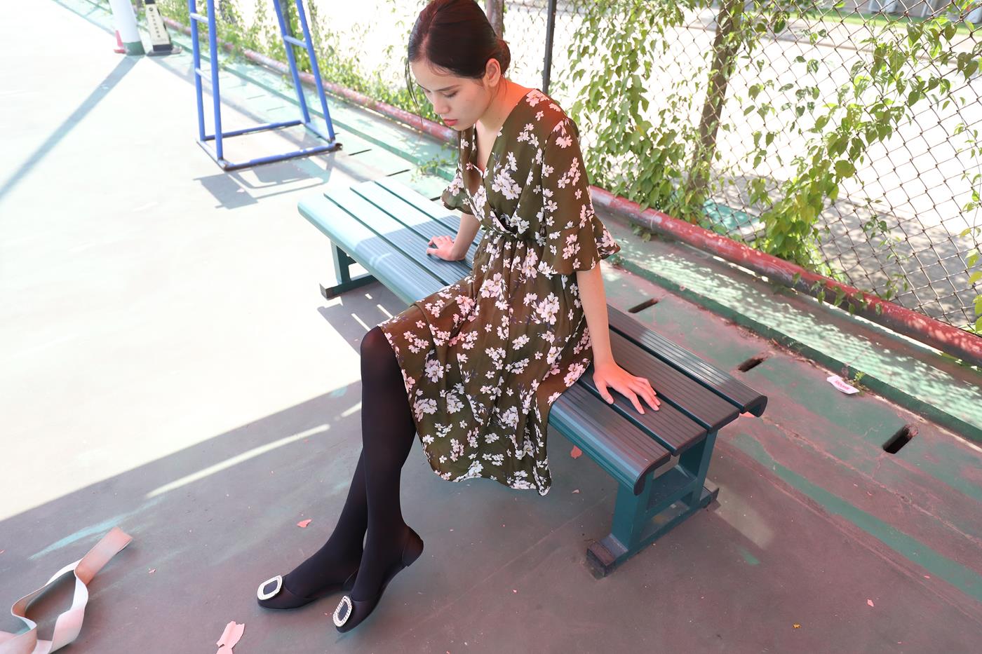 图片[30]-大西瓜爱牙膏-2019 9月活动 模特2（二） 黑丝碎花裙 (1) [74P] – 速更版-美库