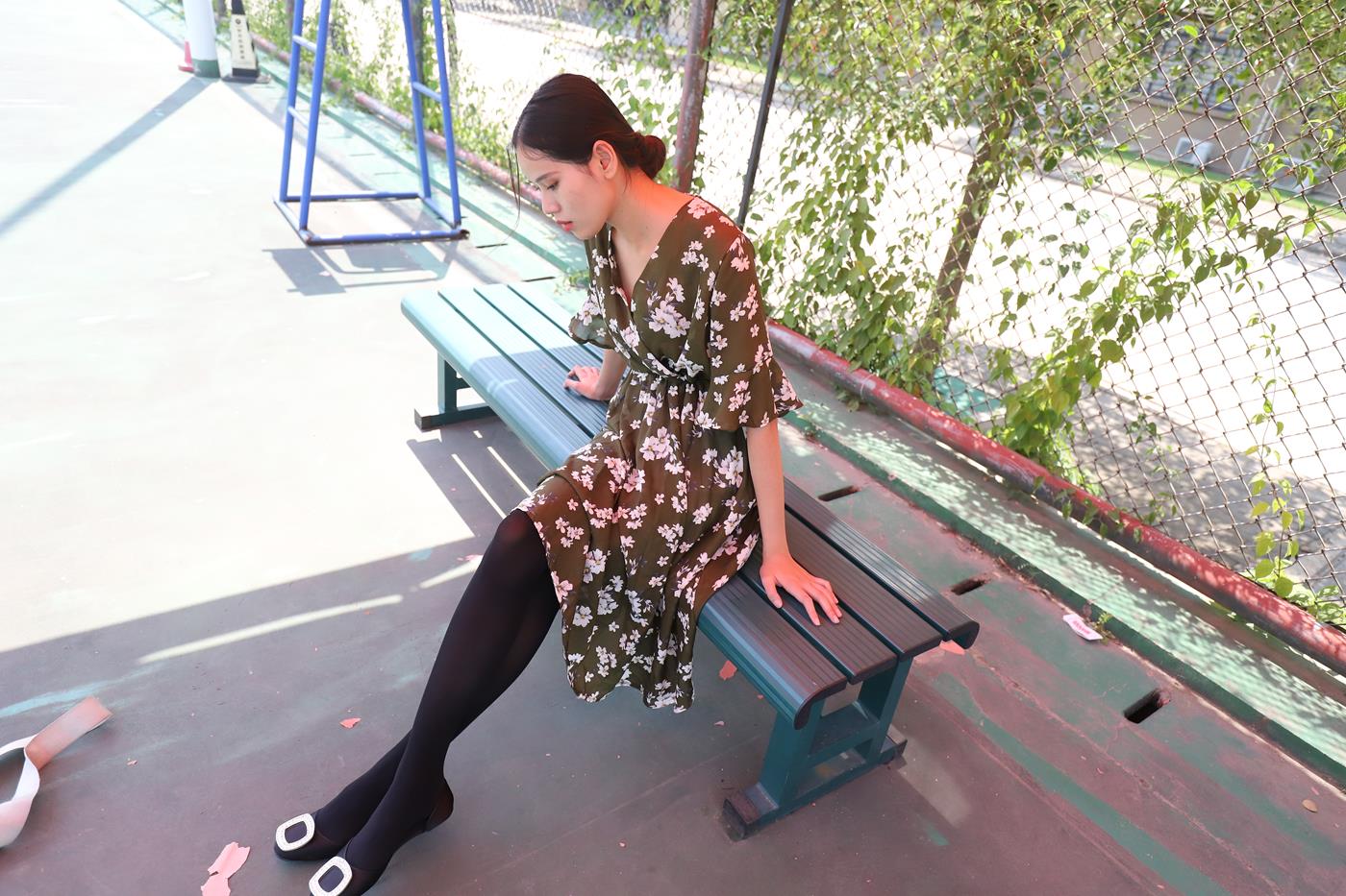 图片[31]-大西瓜爱牙膏-2019 9月活动 模特2（二） 黑丝碎花裙 (1) [74P] – 速更版-美库