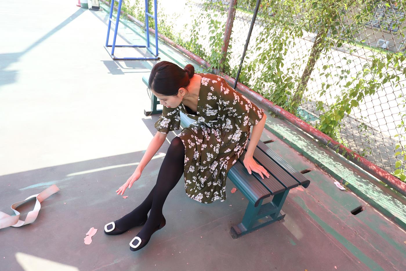 图片[33]-大西瓜爱牙膏-2019 9月活动 模特2（二） 黑丝碎花裙 (1) [74P] – 速更版-美库