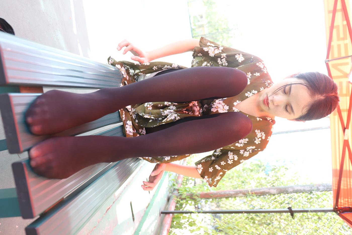 图片[34]-大西瓜爱牙膏-2019 9月活动 模特2（二） 黑丝碎花裙 (1) [74P] – 速更版-美库