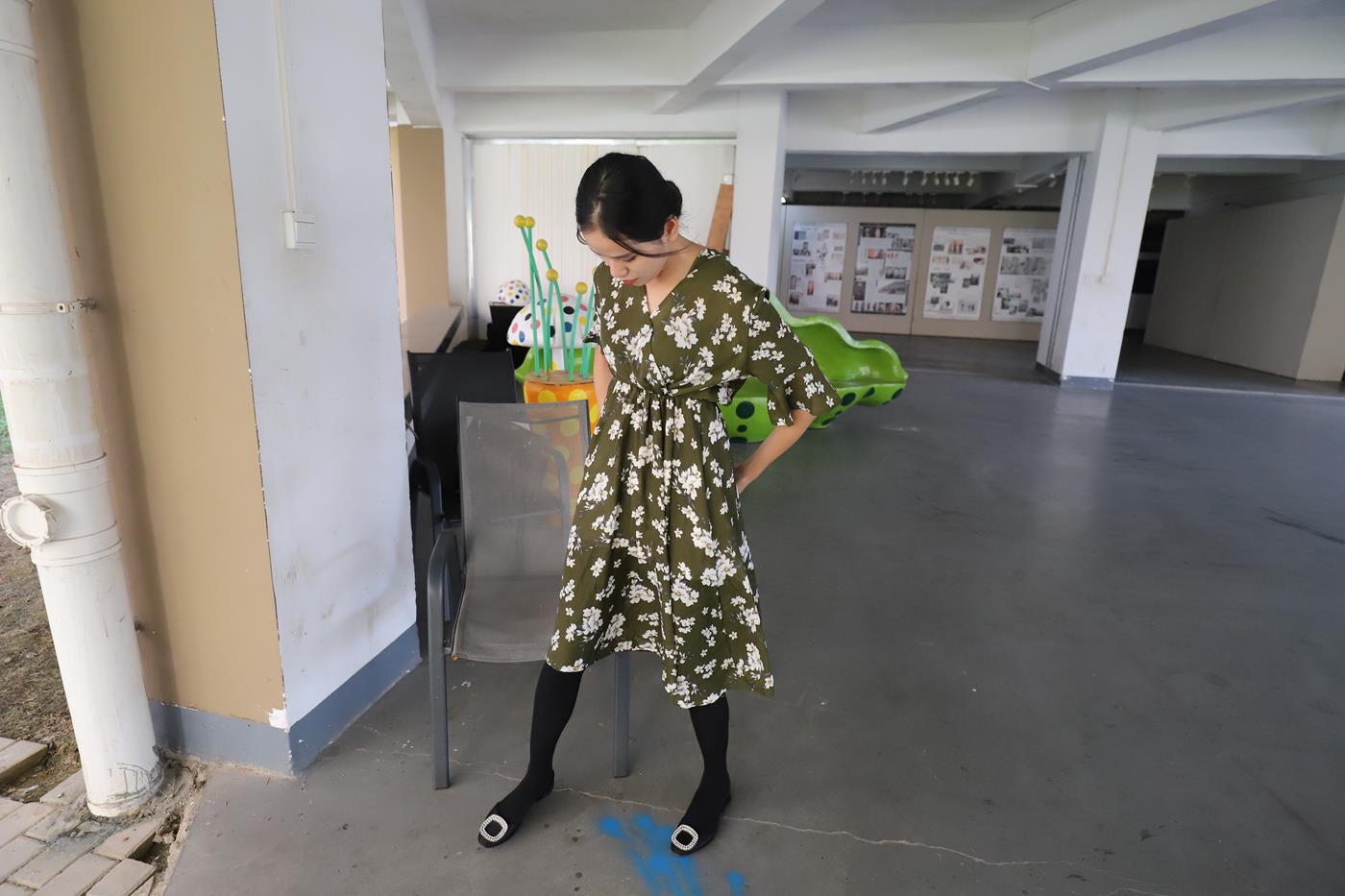 图片[17]-大西瓜爱牙膏-2019 9月活动 模特2（二） 黑丝碎花裙 (4) [85P] – 速更版-美库