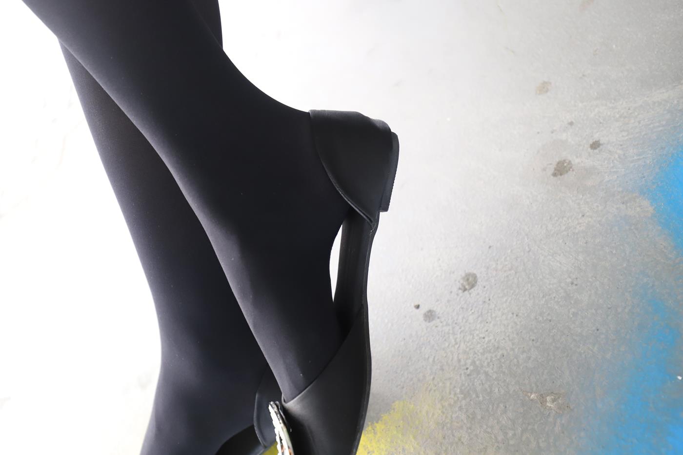 图片[13]-大西瓜爱牙膏-2019 9月活动 模特2（二） 黑丝碎花裙 (5) [85P] – 速更版-美库