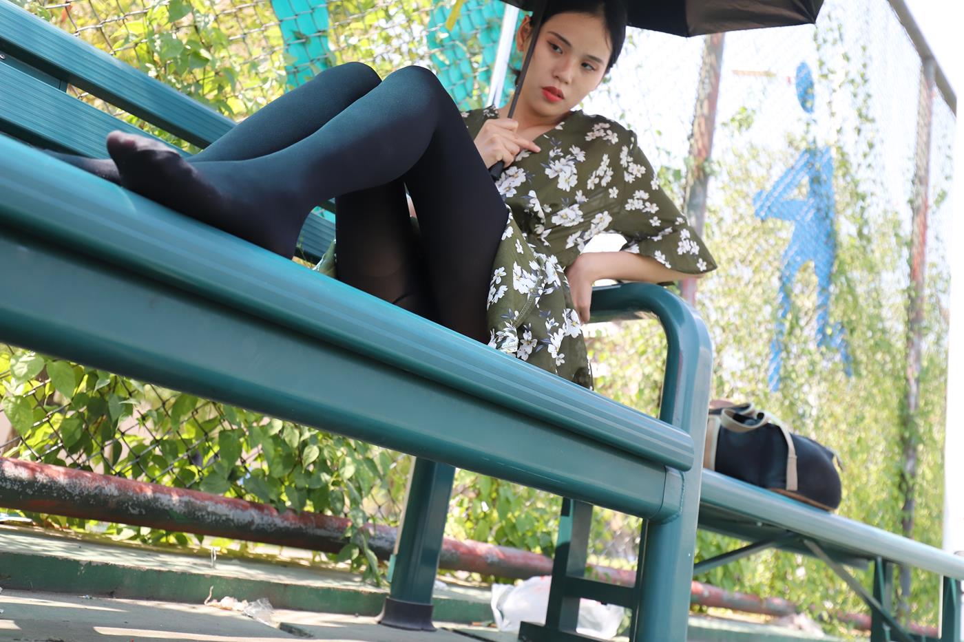 图片[47]-大西瓜爱牙膏-2019 9月活动 模特2（二） 黑丝碎花裙 (3) [70P] – 速更版-美库