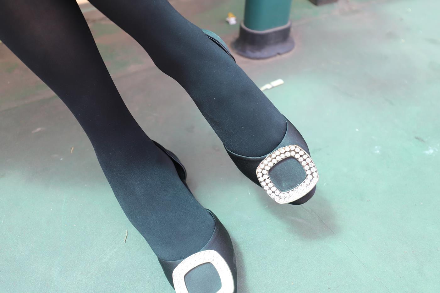 图片[64]-大西瓜爱牙膏-2019 9月活动 模特2（二） 黑丝碎花裙 (2) [72P] – 速更版-美库