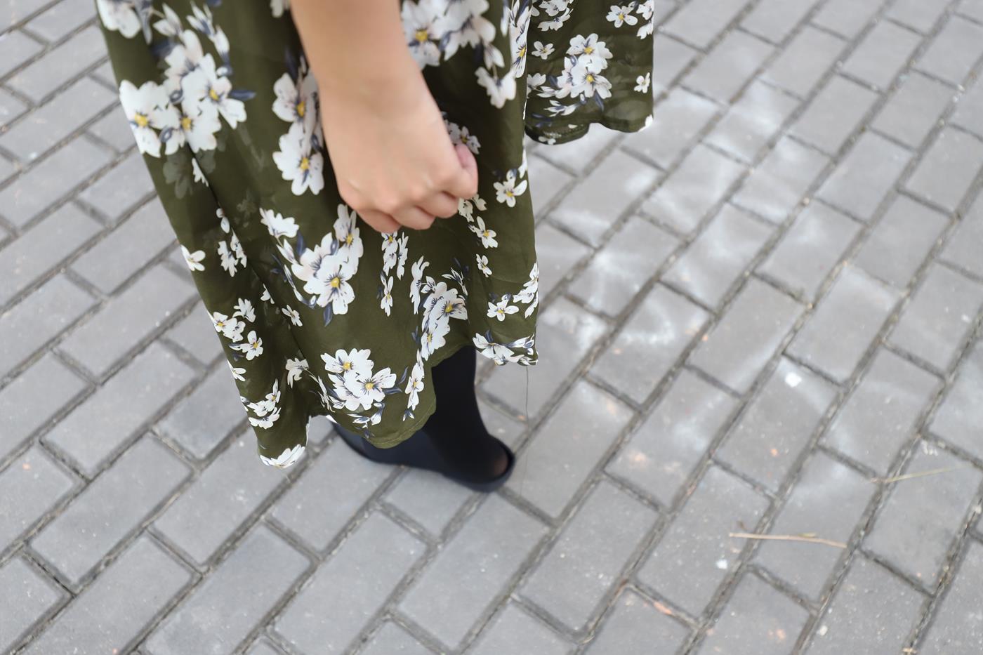 图片[34]-大西瓜爱牙膏-2019 9月活动 模特2（二） 黑丝碎花裙 (5) [85P] – 速更版-美库