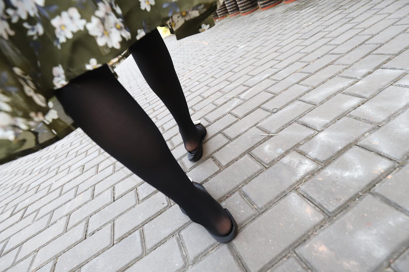 图片[36]-大西瓜爱牙膏-2019 9月活动 模特2（二） 黑丝碎花裙 (5) [85P] – 速更版-美库