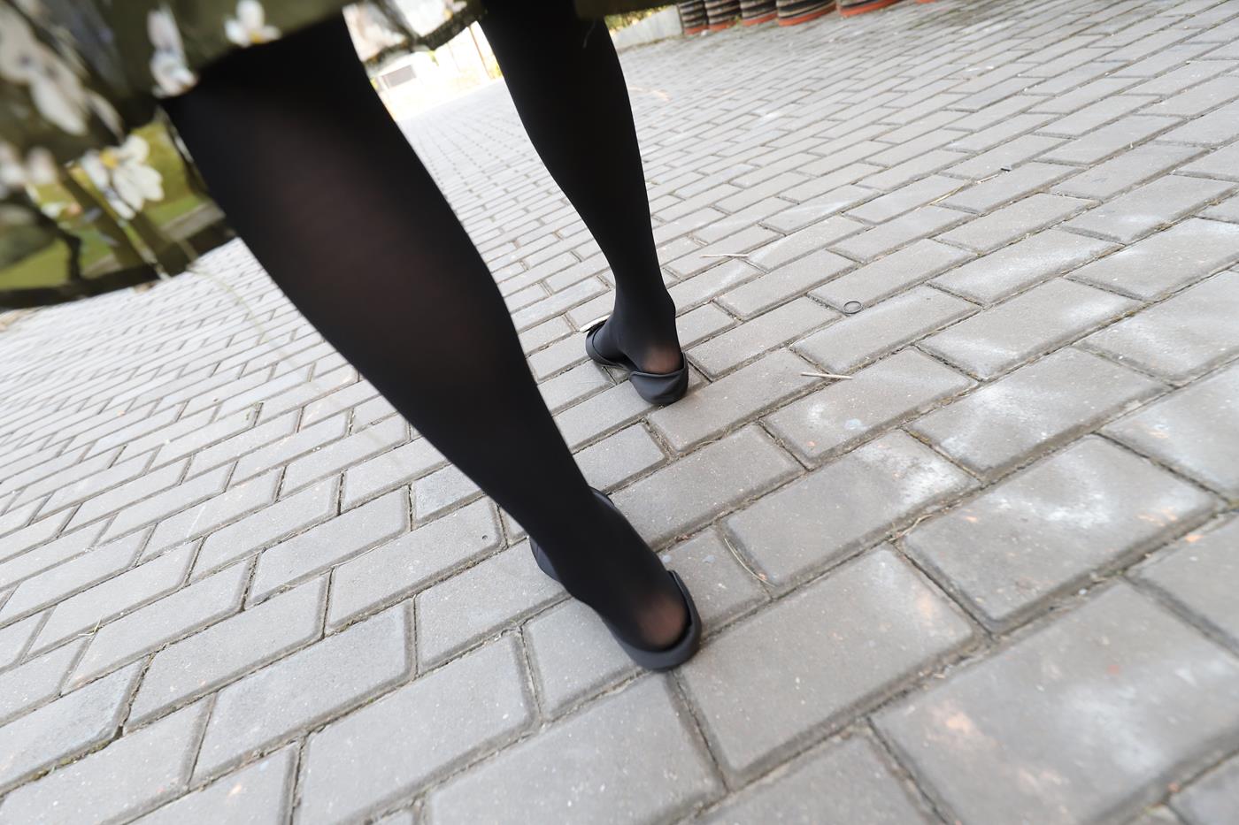 图片[37]-大西瓜爱牙膏-2019 9月活动 模特2（二） 黑丝碎花裙 (5) [85P] – 速更版-美库