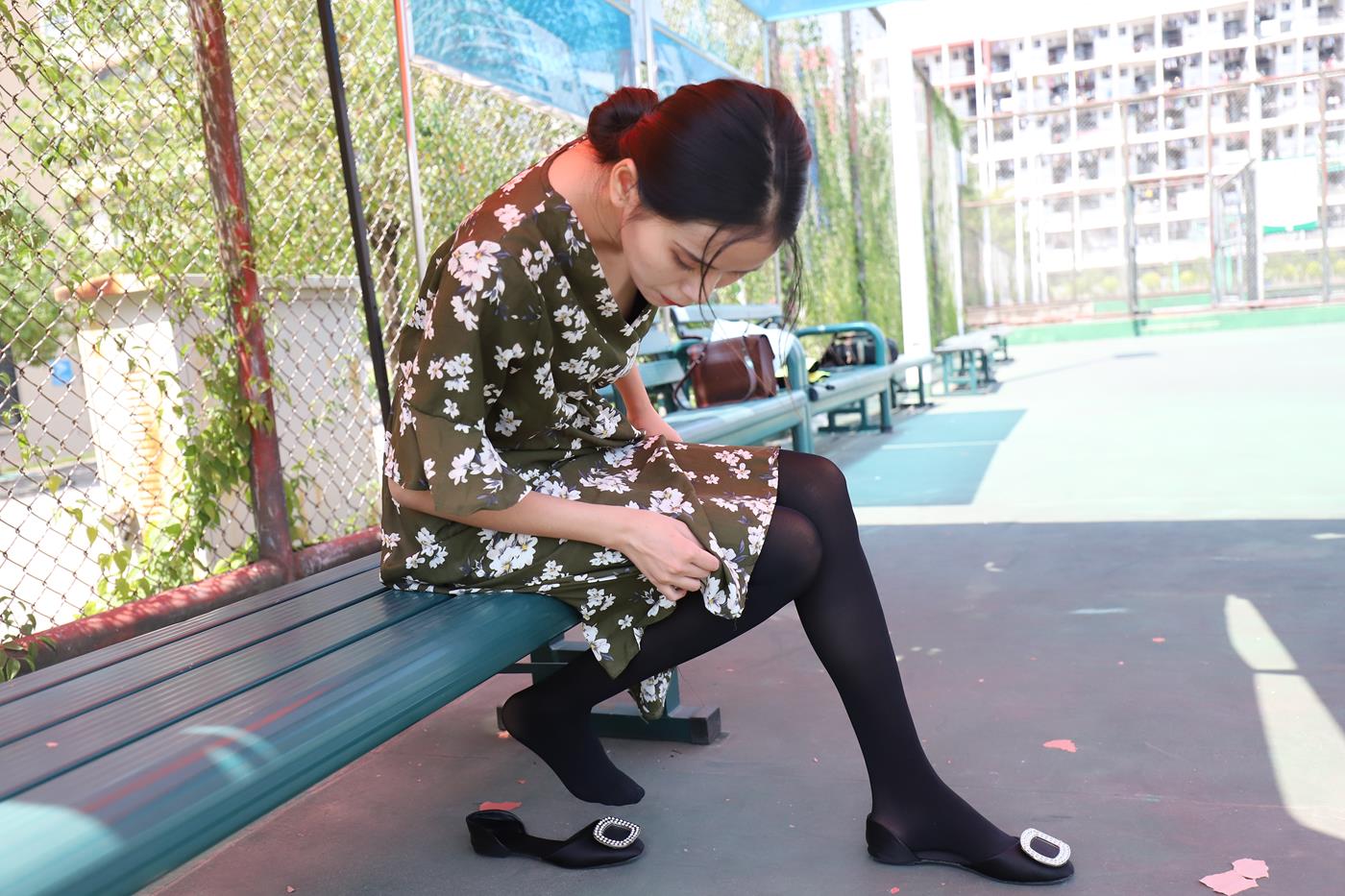 图片[22]-大西瓜爱牙膏-2019 9月活动 模特2（二） 黑丝碎花裙 (6) [60P] – 速更版-美库