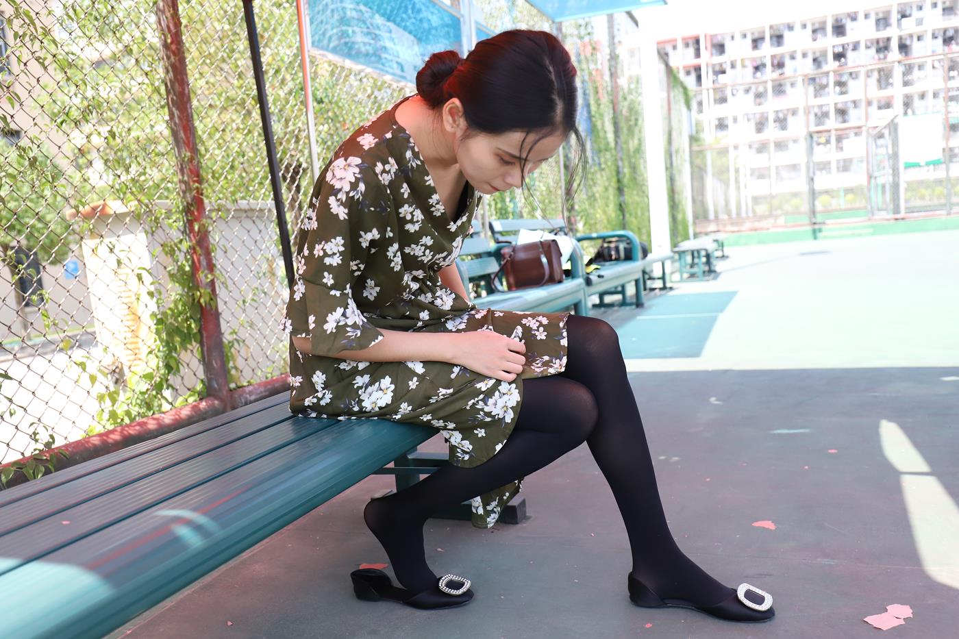 图片[23]-大西瓜爱牙膏-2019 9月活动 模特2（二） 黑丝碎花裙 (6) [60P] – 速更版-美库