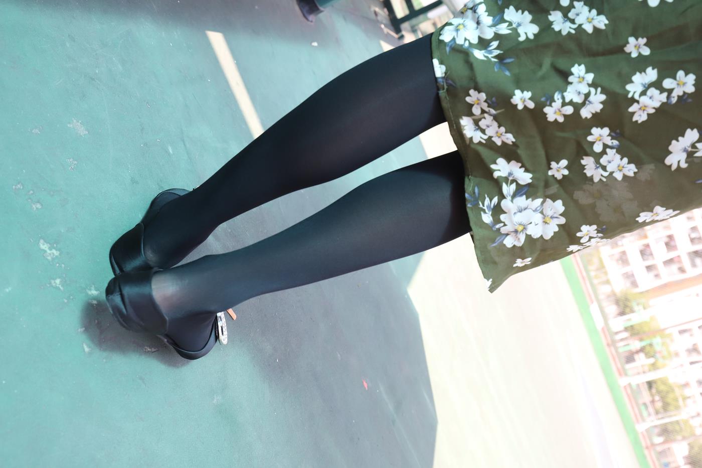 图片[53]-大西瓜爱牙膏-2019 9月活动 模特2（二） 黑丝碎花裙 (4) [85P] – 速更版-美库