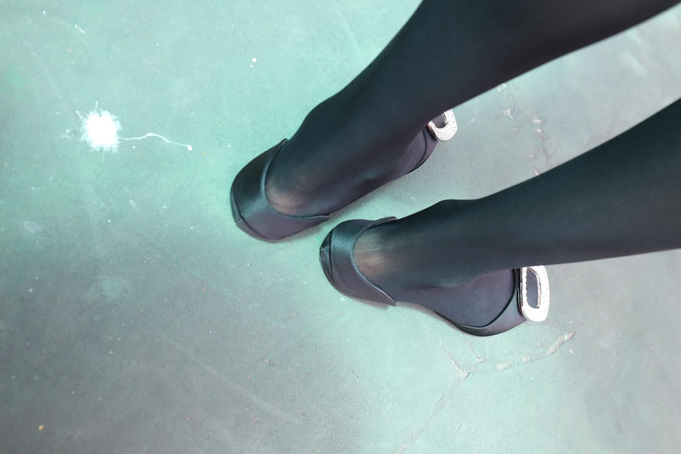 图片[57]-大西瓜爱牙膏-2019 9月活动 模特2（二） 黑丝碎花裙 (4) [85P] – 速更版-美库