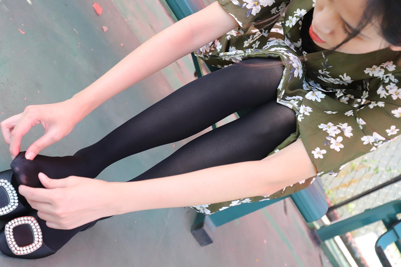 图片[30]-大西瓜爱牙膏-2019 9月活动 模特2（二） 黑丝碎花裙 (6) [60P] – 速更版-美库