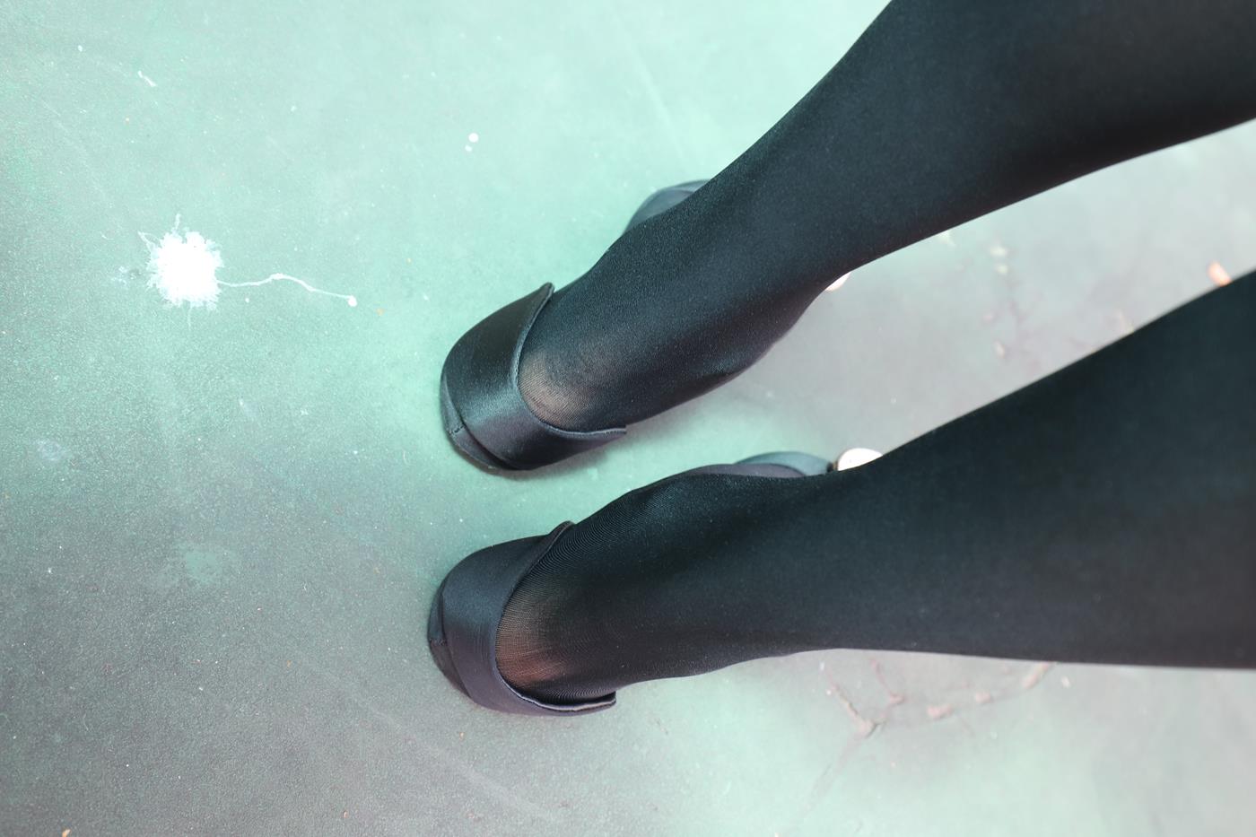 图片[60]-大西瓜爱牙膏-2019 9月活动 模特2（二） 黑丝碎花裙 (4) [85P] – 速更版-美库