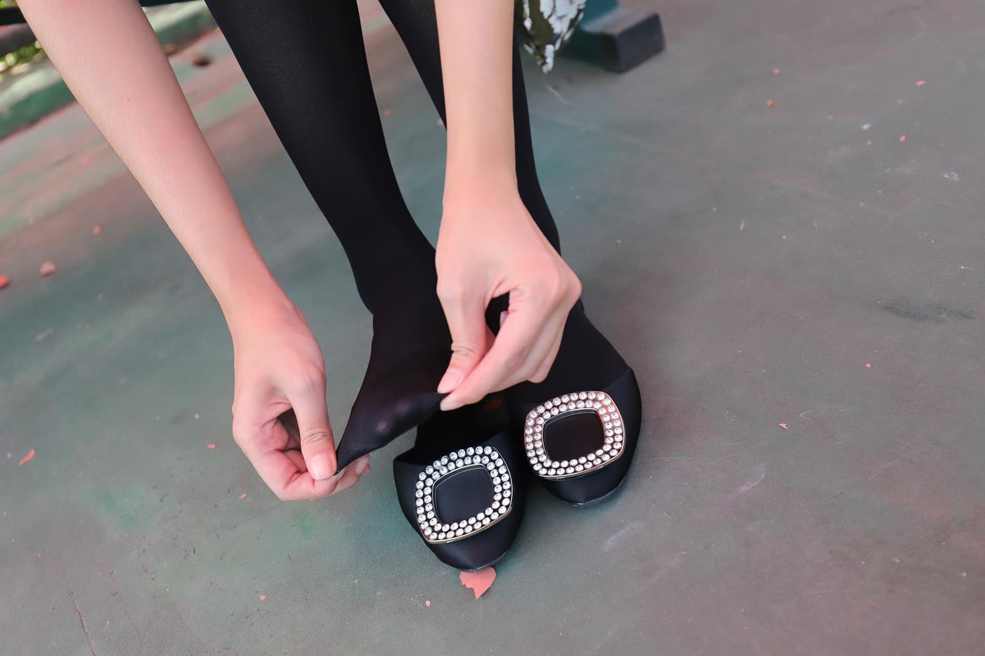 图片[32]-大西瓜爱牙膏-2019 9月活动 模特2（二） 黑丝碎花裙 (6) [60P] – 速更版-美库