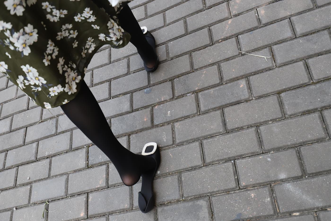 图片[39]-大西瓜爱牙膏-2019 9月活动 模特2（二） 黑丝碎花裙 (5) [85P] – 速更版-美库