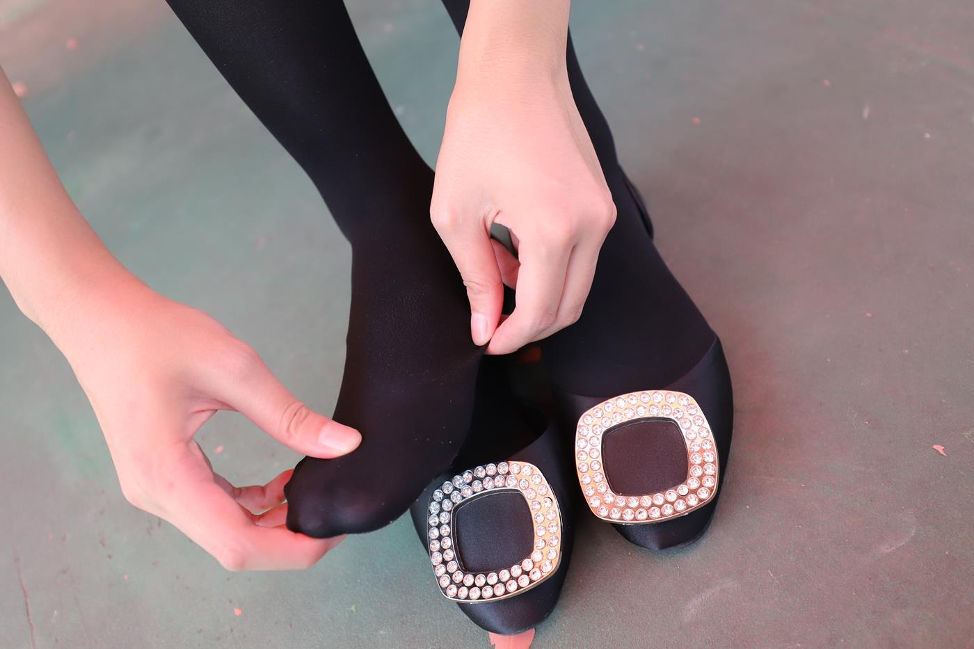 图片[39]-大西瓜爱牙膏-2019 9月活动 模特2（二） 黑丝碎花裙 (6) [60P] – 速更版-美库