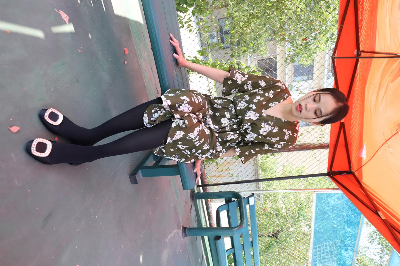 图片[48]-大西瓜爱牙膏-2019 9月活动 模特2（二） 黑丝碎花裙 (5) [85P] – 速更版-美库